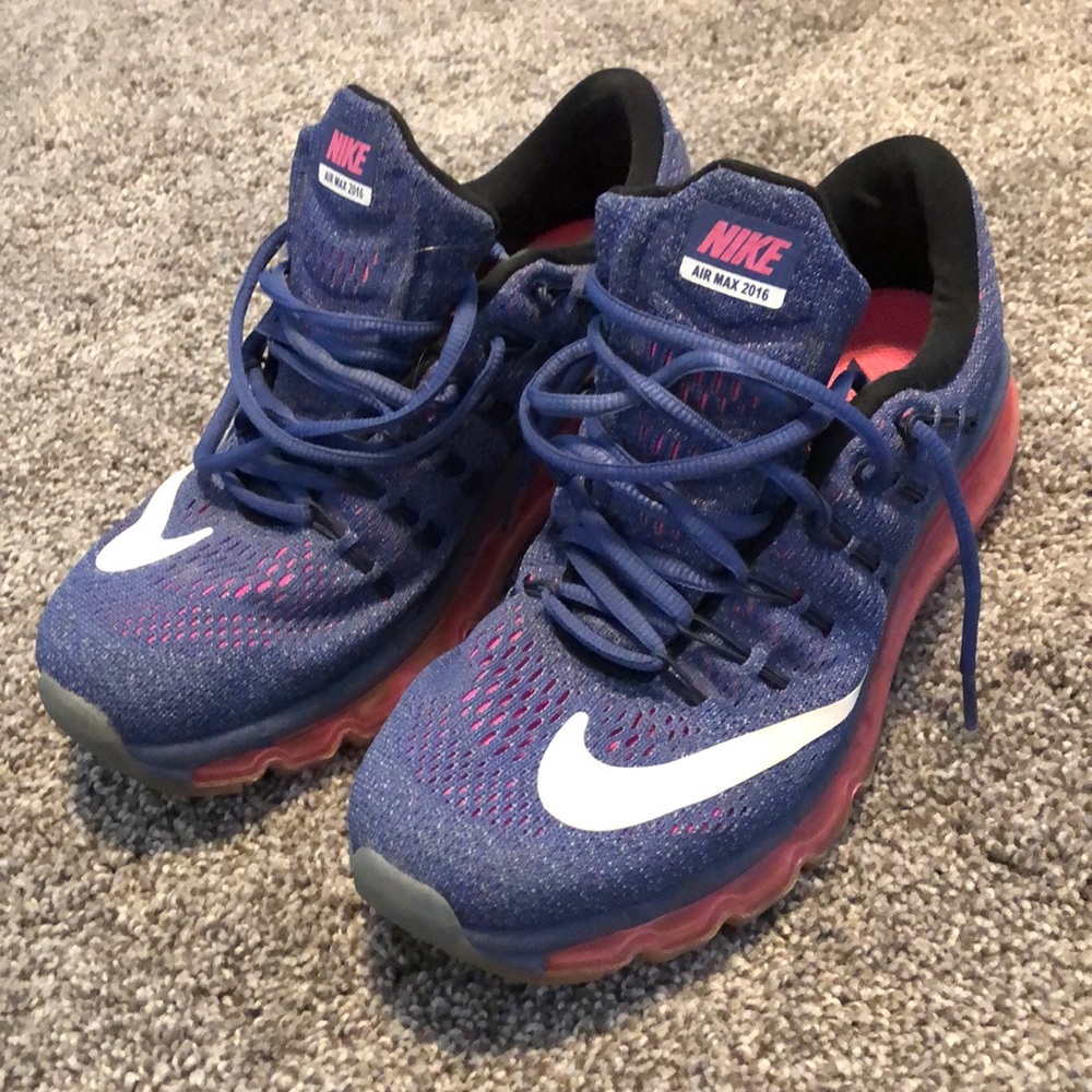 Women’s Nike air max-running